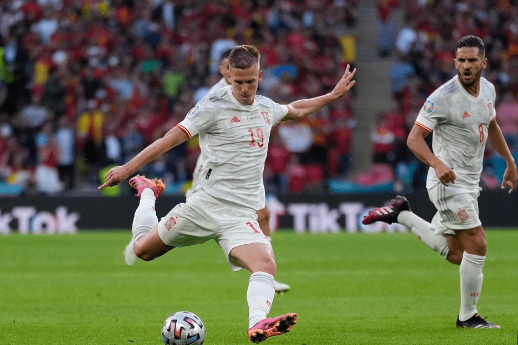 爱游戏体育 -风云突变！北京国安赛前遗憾出局；欧联版图或变；质疑声仍在；高层口径保持一致的简单介绍