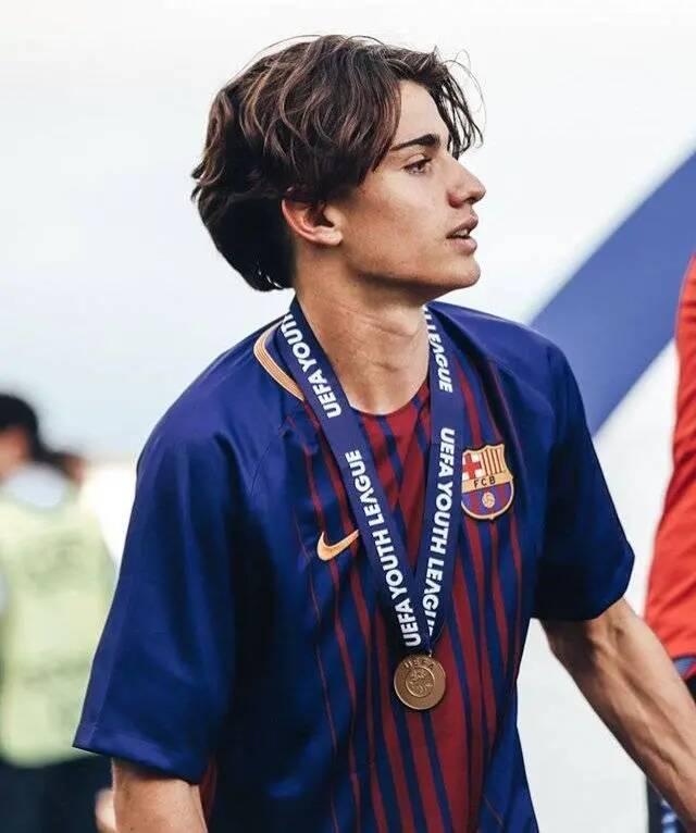 详细阅读:爱游戏官网入口 -荷甲前进之鹰vs阿贾克斯比分预测 爱游戏官网入口 -荷甲前进之鹰vs阿贾克斯比分预测